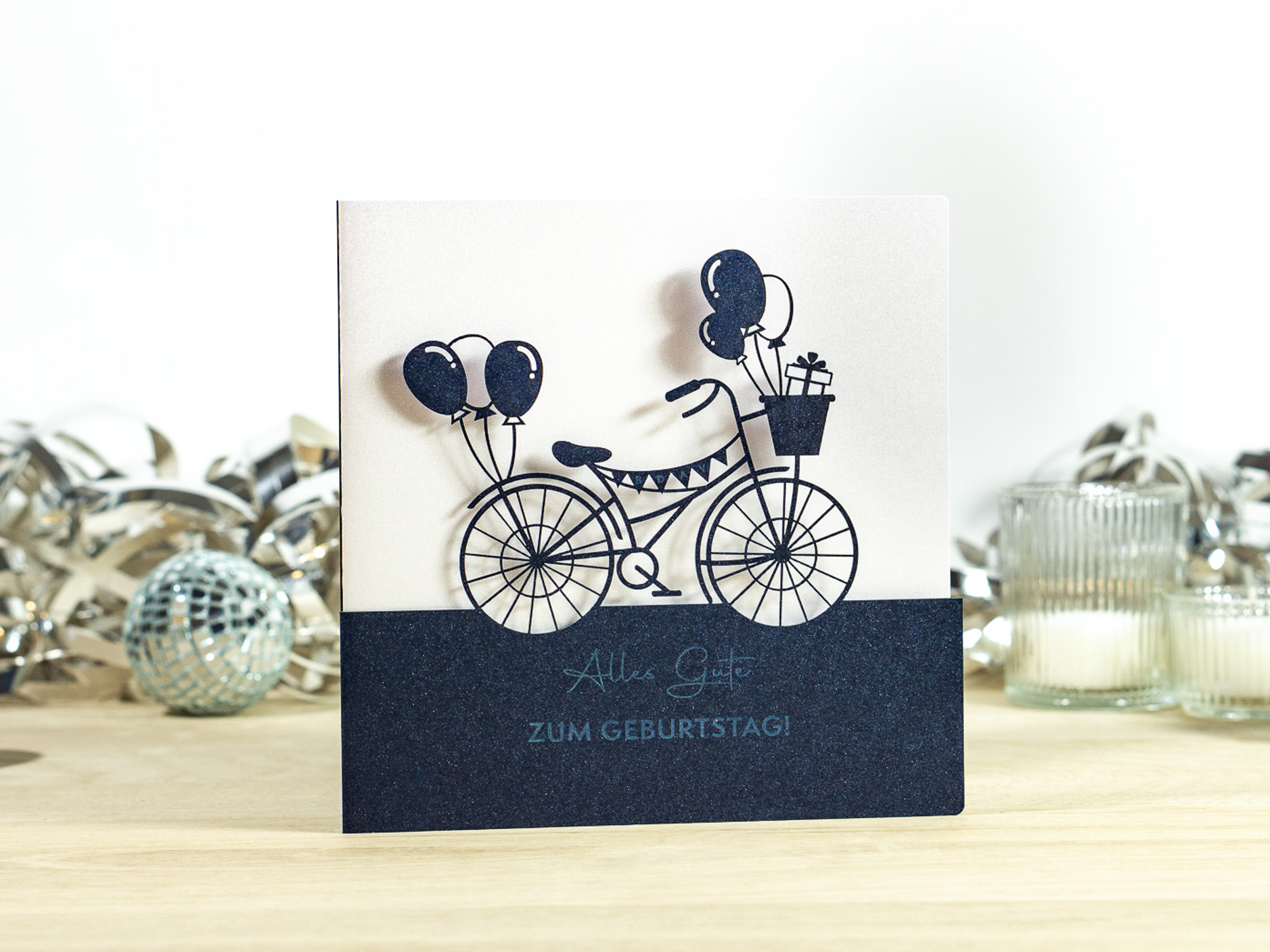 PALUXA_Fahrrad_zum_Geburtstag_Nachtblau_stehend.jpg